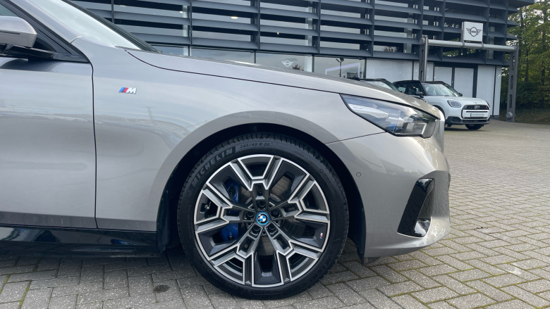 BMW i5 250kW eDrive40 M Sport 84kWh 5dr Auto Electric Estate